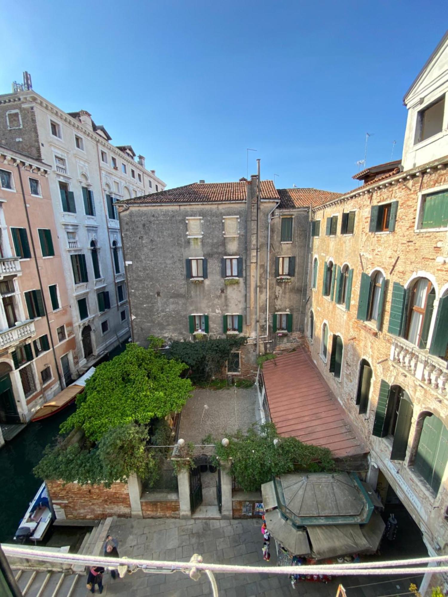 Ve-nice Rialto * Venezia